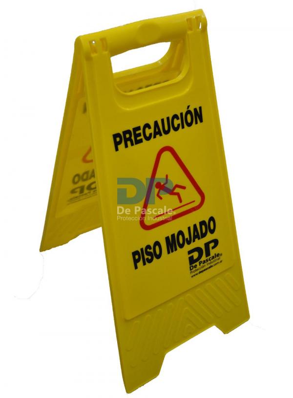 CARTEL PRECAUCION PISO MOJADO UCU0001CS